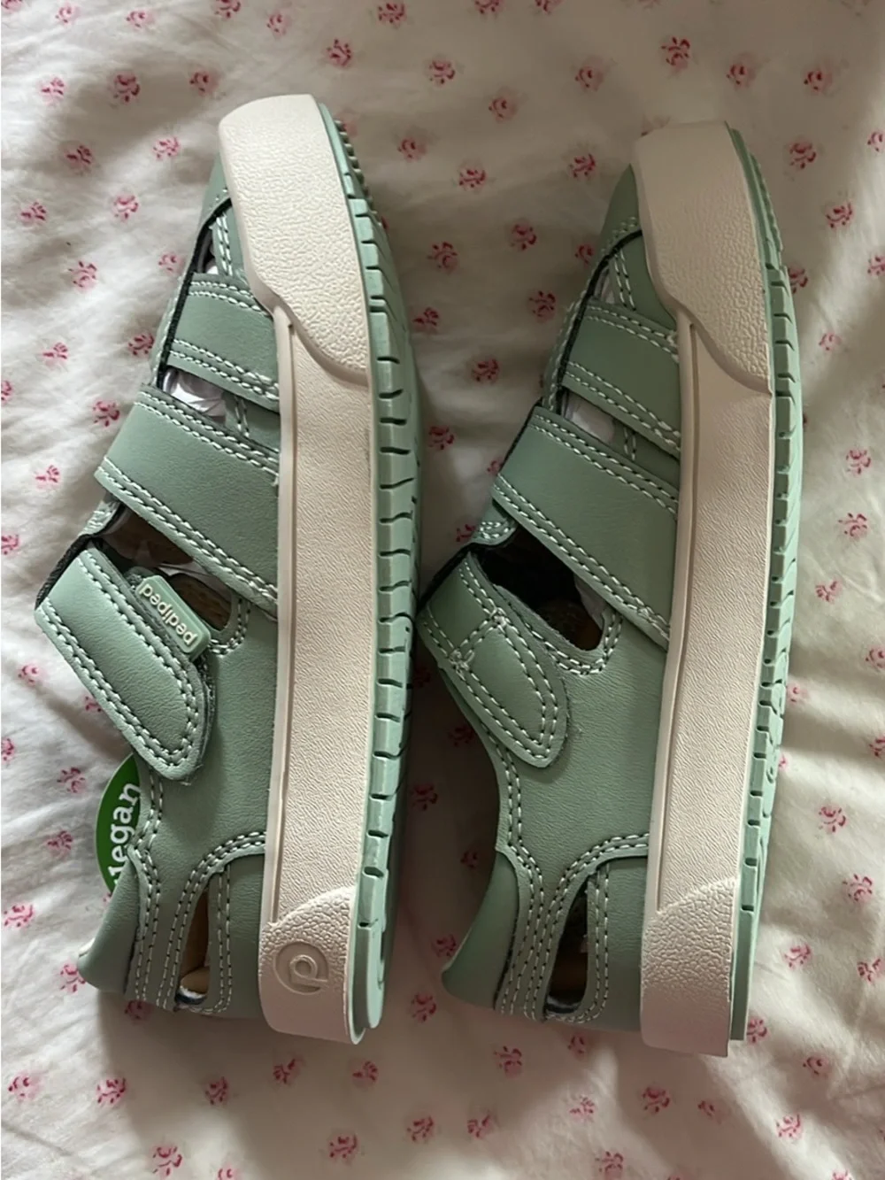 Pediped Kids' Mint Green Barefoot Fisherman Sandals 9/9.5 ~ 26